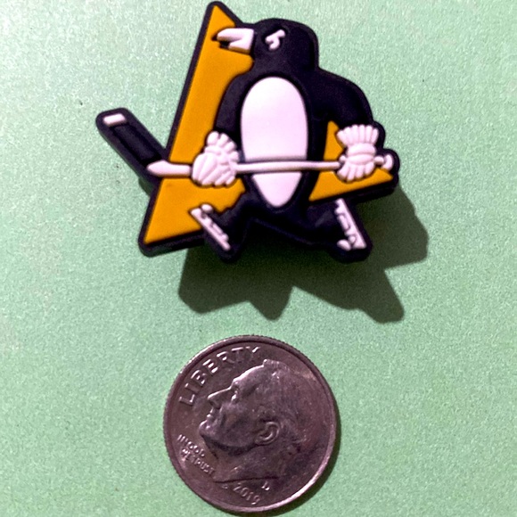 Accessories - (10 for $15) Pittsburgh Penguins Hockey 🏒 Crocs Shoe Charms